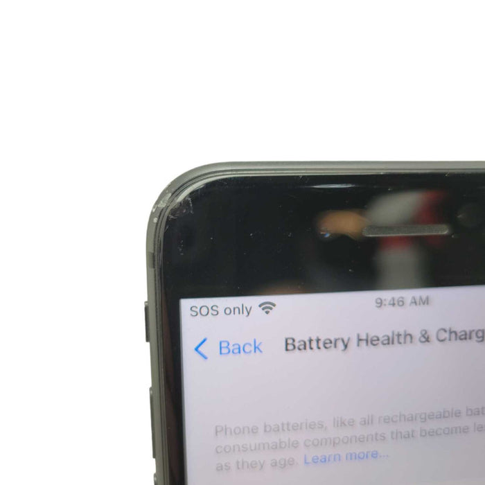 Apple iPhone 8 64GB UNLOCKED Plz READ  -