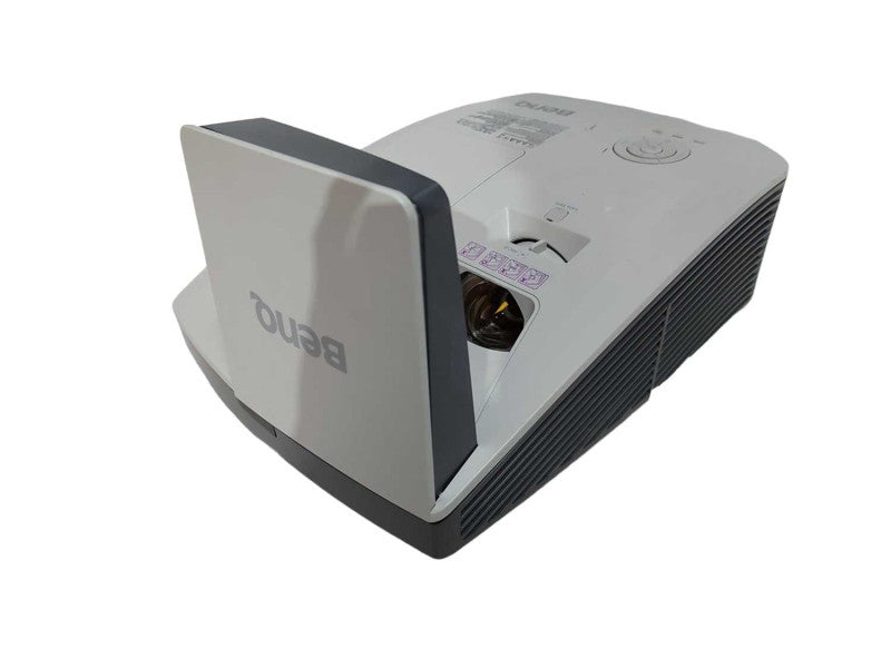 BenQ MW855UST Ultra-Short Throw Projector w/ lamp 4941 Hours #