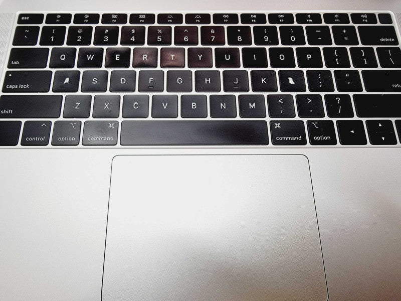 Apple Macbook Air 2019 13\\" Core i5-8210Y @ 1.6GHz 8GB DDR3 120GB SSD (