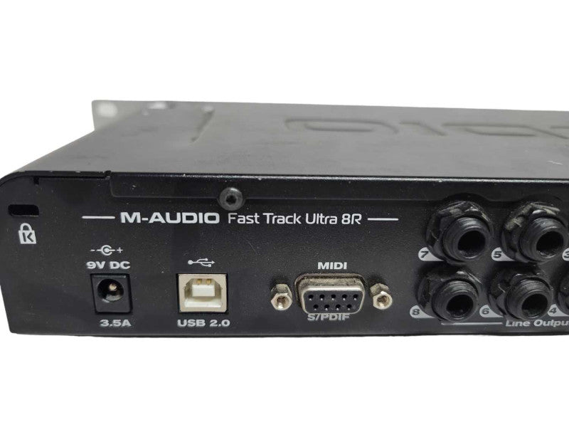 M-Audio Fast Track Ultra 8R USB Audio Interface (READ) %