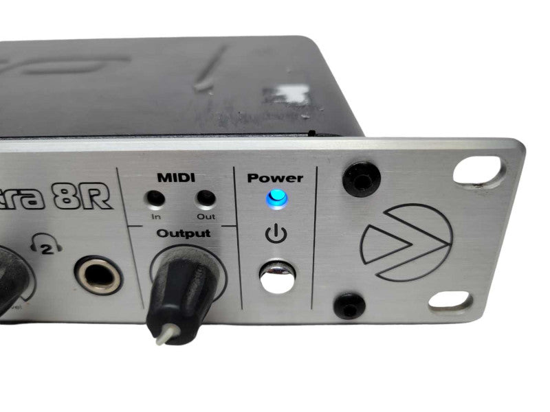 M-Audio Fast Track Ultra 8R USB Audio Interface (READ) %
