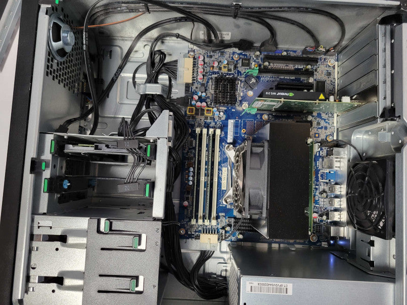 HP Z440 Workstation Xeon E5-1603v4 2.8GHz 32GB DDR4 QUADRO NVS310 _