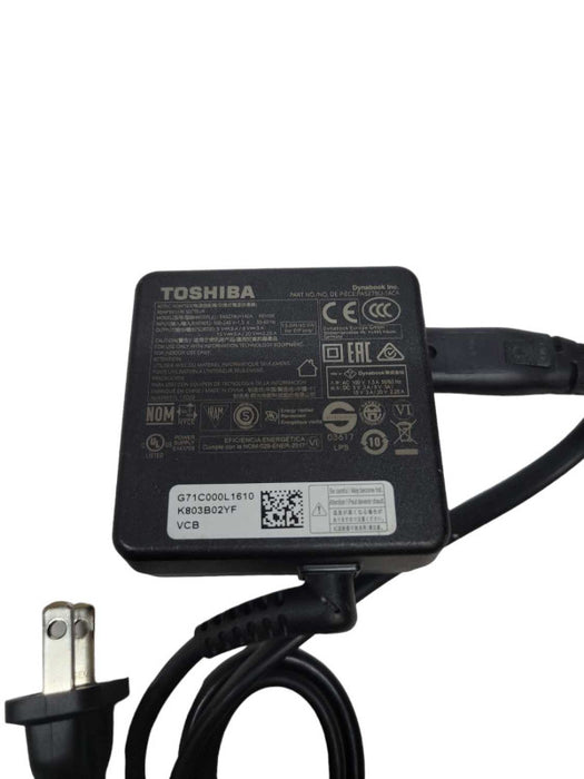 Toshiba Universal 45 Watt USB-C Power Adapter (PA5279U-1ACA) Q%