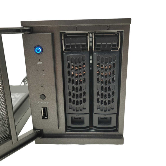 Netgear ReadyNAS DUO v2 RND2000-200NAS with 2x 4TB HDDs  -