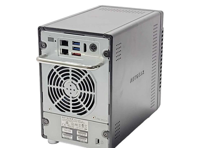 NetGear Advanced Network Storage RND-4C 4-Bay with 2x 4TB HDDs _
