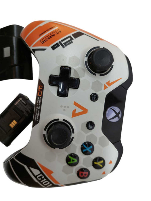 Microsoft Xbox One Controller Model: 1357 Titanfall Edition  Qâ