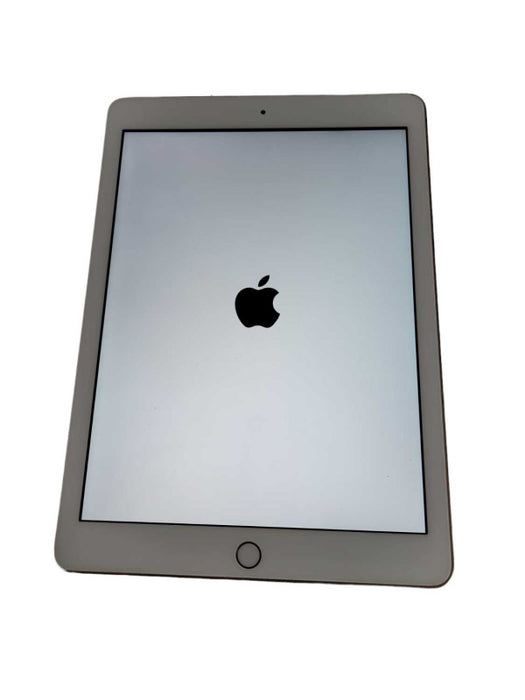 Apple iPad 6th Gen (A1893) - READ Î