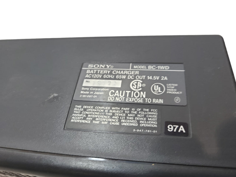 Classic SONY BATTERY CHARGER BC-1WD for NP-1 / NP-1B Ni-Cad cells BC-1WDCE &