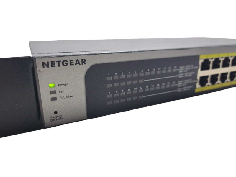 NETGEAR ProSafe Plus | 24-Port Gigabit PoE Ethernet Switch | JGS524PE )