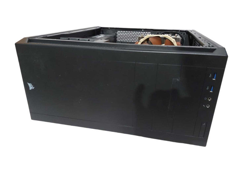 Custom PC Ryzen 7 2700X @ 3.70ghz / 32gb ram / B450M Mobo #