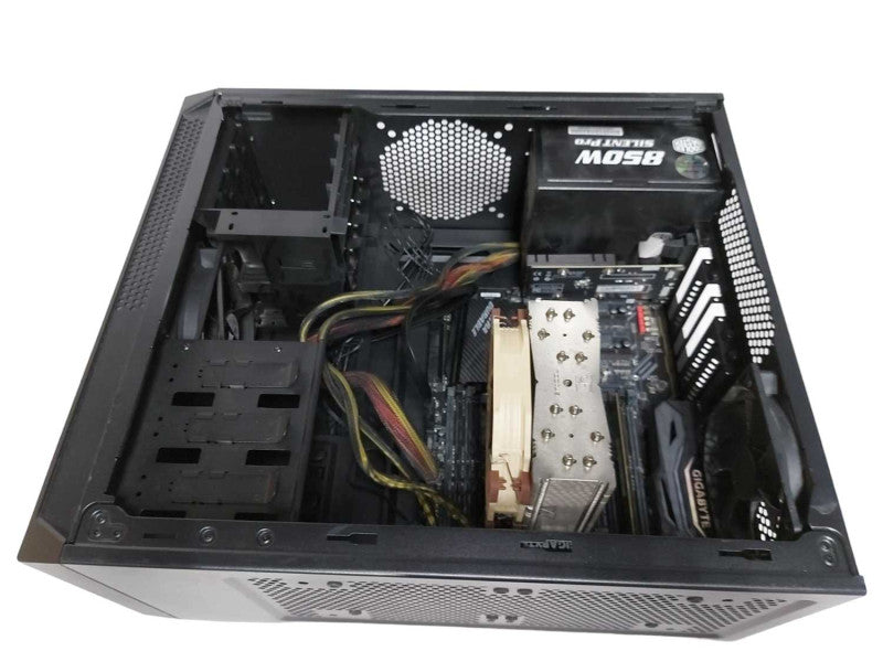 Blackbox PC i9-9900X @ 3.50ghz / 8gb ram / Gigabyte X299 UD4 Pro / 850w PSU #
