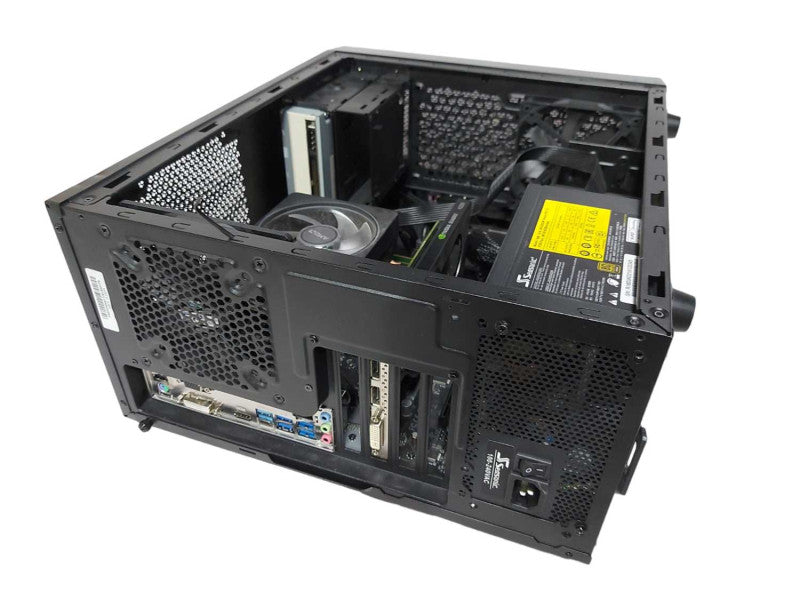 Custom PC Ryzen 7 2700X @ 3.70ghz / 32gb ram / B450M Mobo #