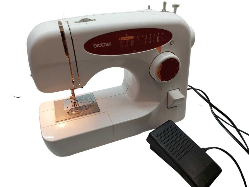 Brother Sewing Machine XL 2121 with foot pedal  â