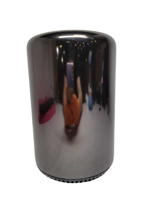 MacPro (Late 2013) - Xeon E5-1620 v2 | 32GB RAM | 256GB SSD | 2xFirePro D300 2GB %