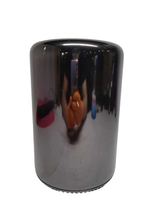 MacPro (Late 2013) - Xeon E5-1620 v2 | 8GB RAM | 256GB SSD | 2xFirePro D300 2GB %