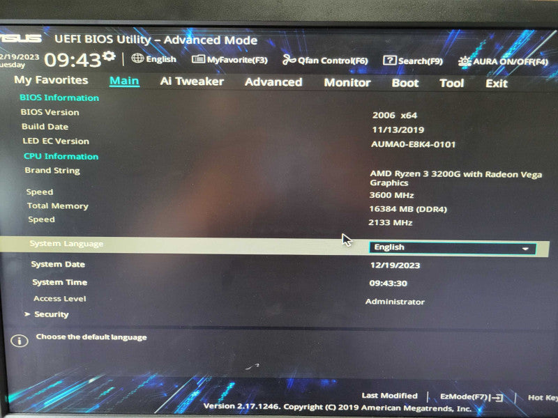 AMD Ryzen 3 3200G with Radeon Vega 8 | 16GB DDR4 | 256GB SSD %