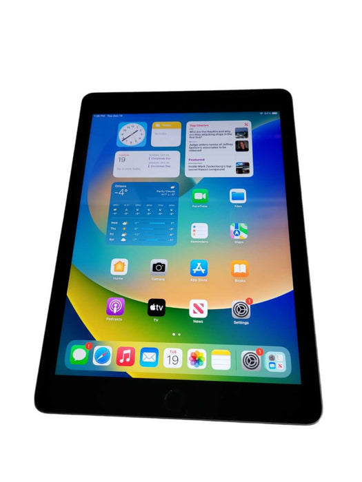 Apple iPad 5th Gen 32GB (A1822) Î