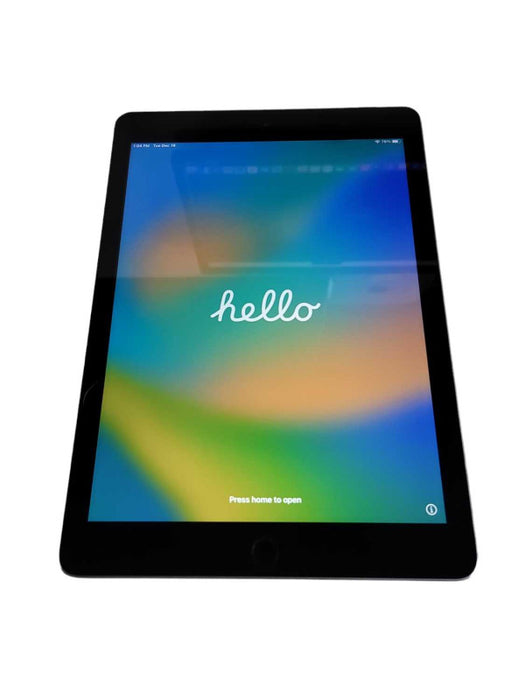 Apple iPad 5th Gen - READ Î