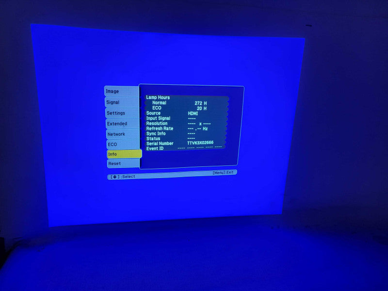 Epson EX5220 Multi-Input HDMI 3K Lumen Projector !