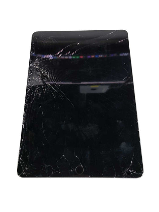 Apple iPad 6th Gen 32GB (A1954) - READ Î