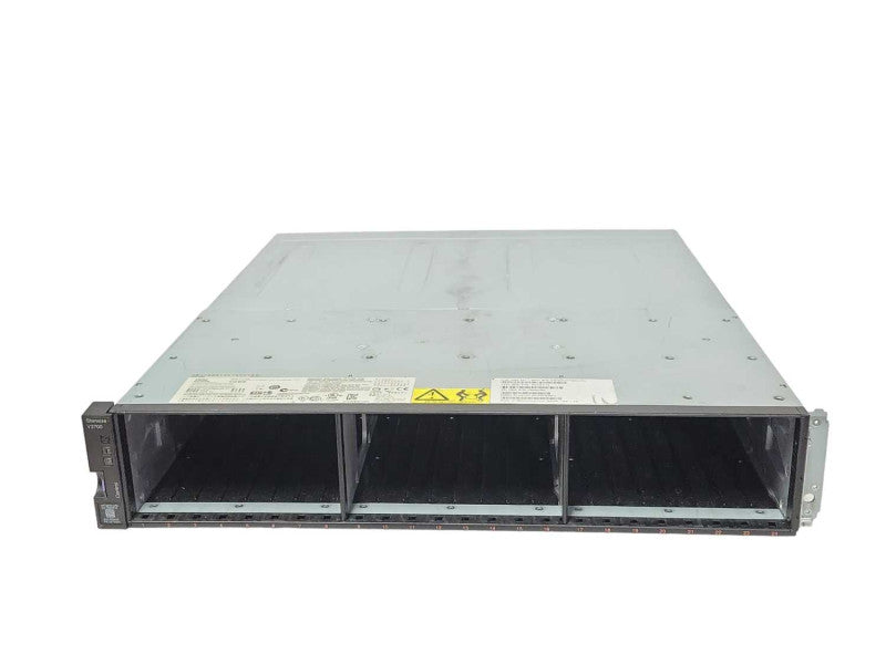 IBM Storwize V3700 24x 2.5\\" bays Storage Array 2x Nodes 00AR004, 2x PSU, READ _