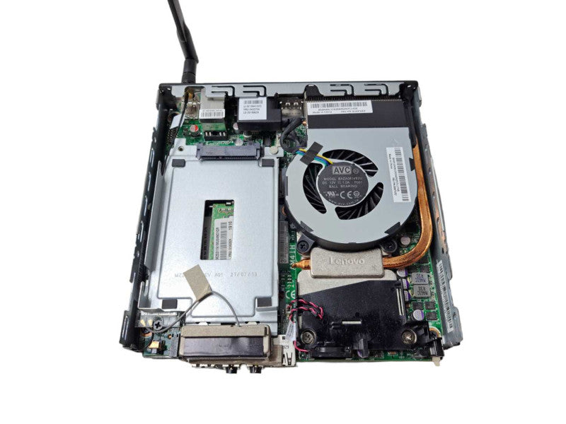 Lenovo M715q USFF | Ryzen 3 PRO 2200GE @ 3.20GHz 8GB DDR4 | Vega Graphics )