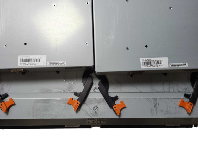 IBM Storwize V3700 Enclosure Chassis 0170-6070-02 w/ 2x Controller 00Y2527 Q$