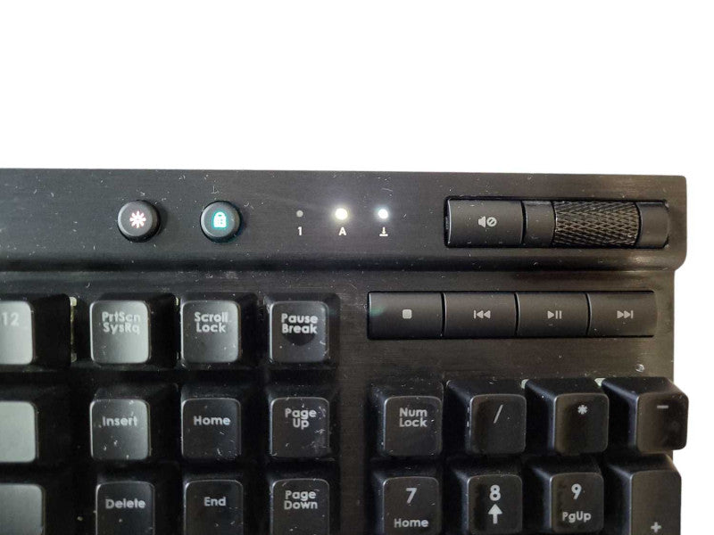 CORSAIR - K70 RGB Mechanical Gaming Keyboard CH-9000068-NA $