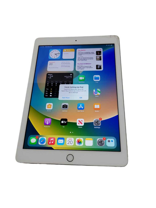 Apple iPad 5th Gen 128GB (A1822) - READ Î