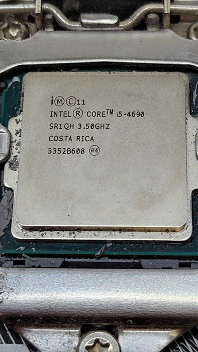 Intel Core i5-4690 @ 3.5GHz | ASUS Z97M-PLUS | I/O Plate (READ) %