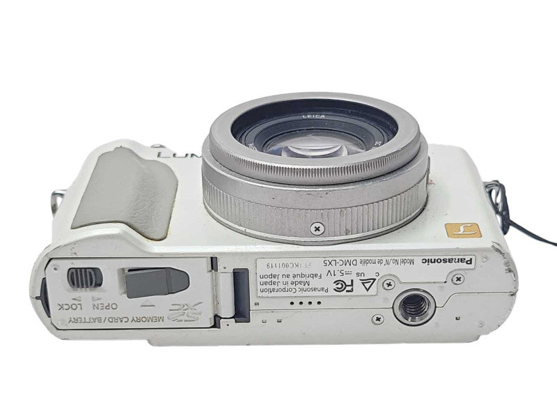 Panasonic Lumix DMC-LX5 10.1MP Camera, No Battery/SD Card, READ _