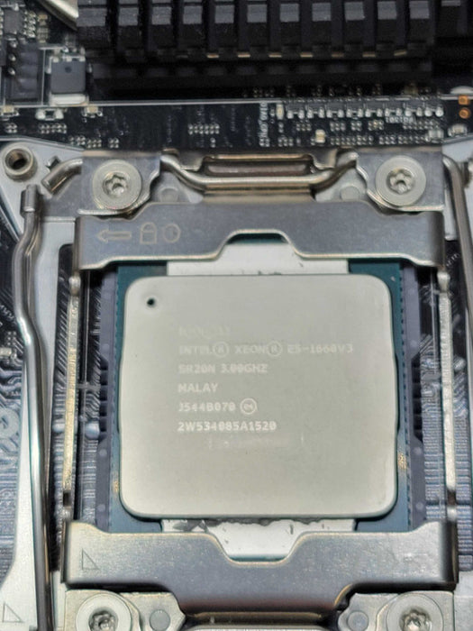 Intel Xeon E5-1660 v3 | ASUS X99-E WS/USB 3.1 | 32GB PC4-R 2133P | I/O Plate %