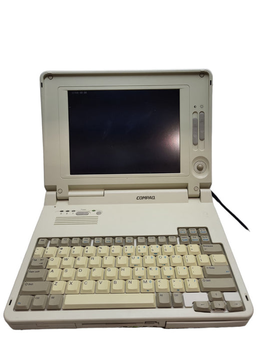 Vintage Compaq LTE Elite 4/75C Laptop 32MB RAM Series 2850  &