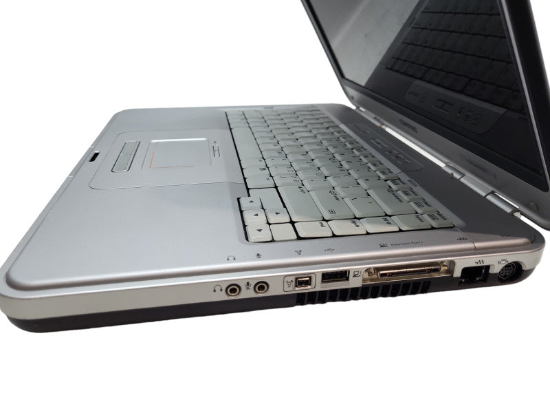 Compaq Presario R4000 15 1/2\\" Vintage Laptop  &