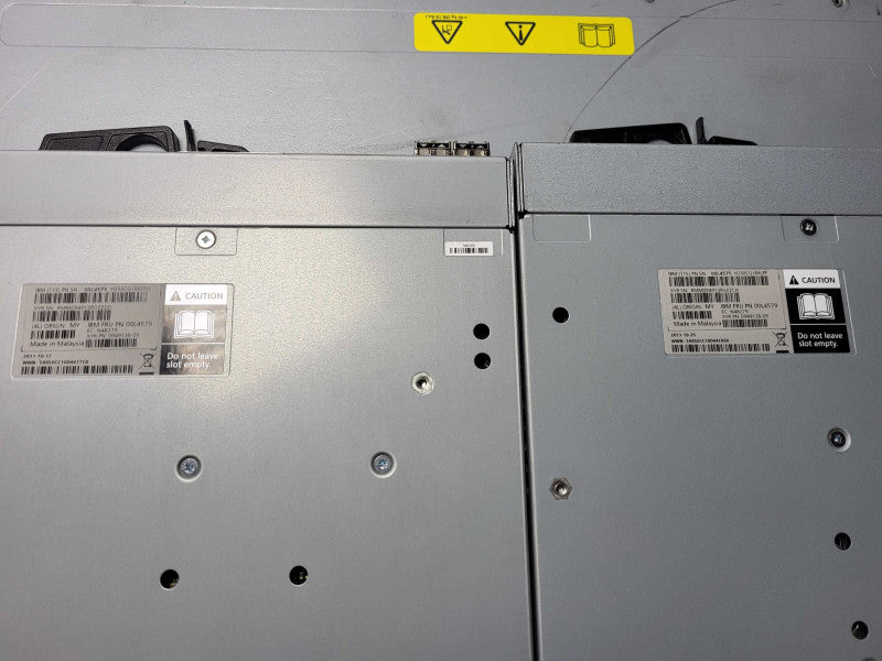 IBM Storwize V7000 w/ 2x Controller 00L4575 $