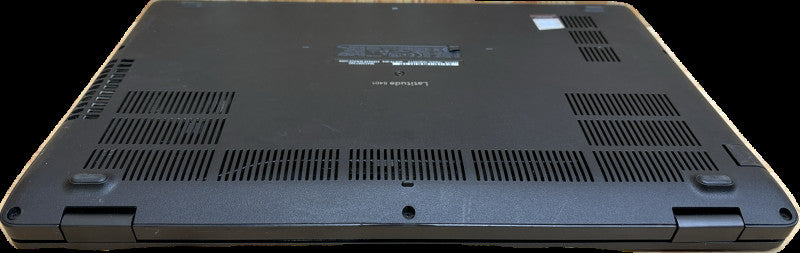Dell Latitude 5401 i7-9850H@2.6GHz GeForce MX150 2GB GPU 16GB RAM 256SSD READ
