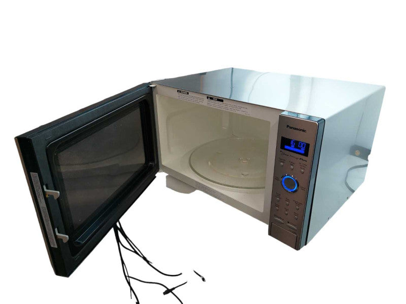Panasonic Microwave The Genius Prestige Plus Model: NN-SE996SCyclone Inverter â