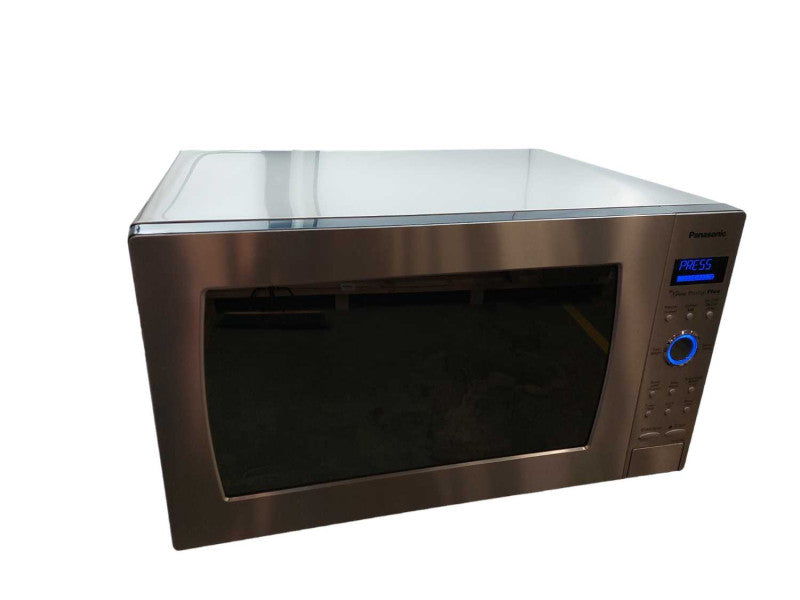 Panasonic Microwave The Genius Prestige Plus Model: NN-SE996SCyclone Inverter â