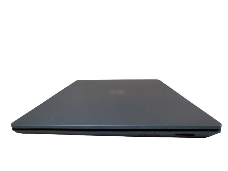 Microsoft Surface Laptop | i5-7200U| 8GB DDR3| 256GB SSD| READ Î²