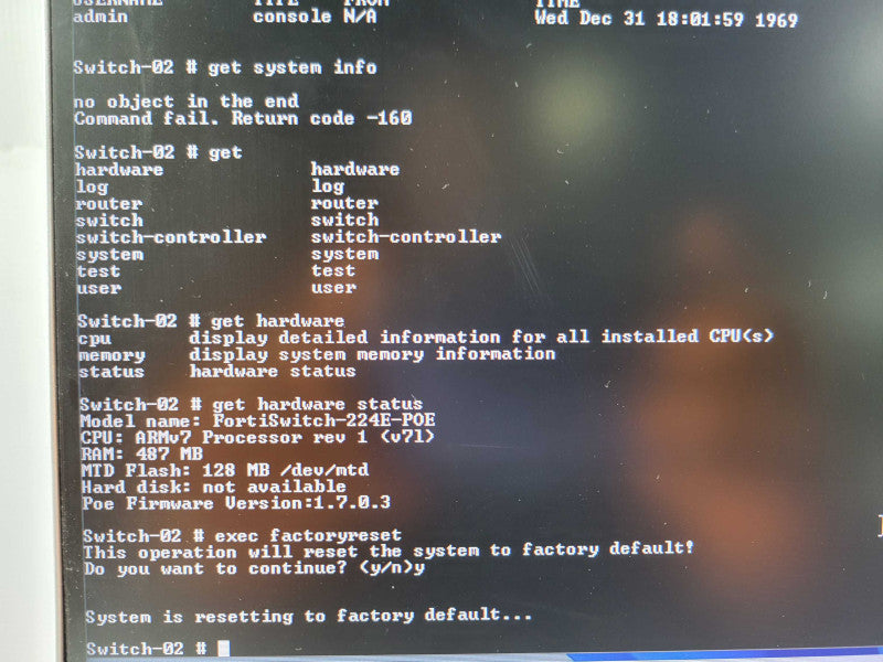Fortinet FortiSwitch 24xGE LAN port FS-224E-P, Factory reset, READ Q_