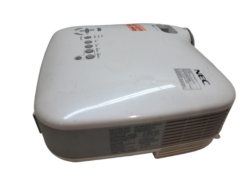 NEC VT670 Multimedia LCD Video Projector 400:1 1024x768 720p  &