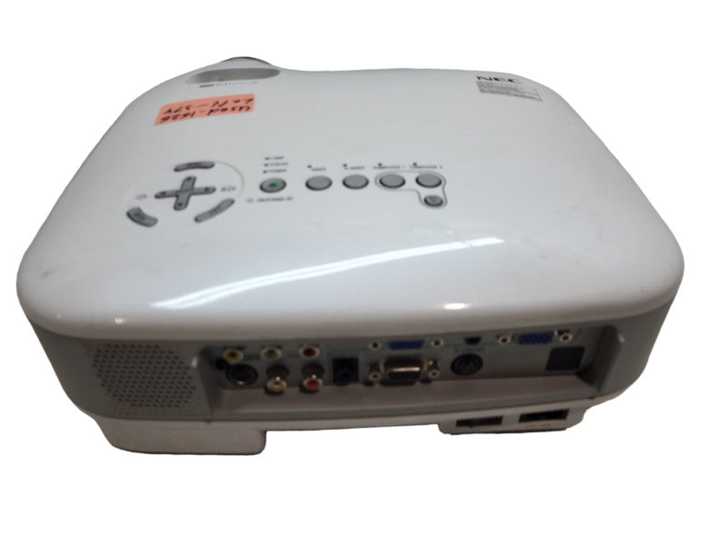 NEC VT670 Multimedia LCD Video Projector 400:1 1024x768 720p  &