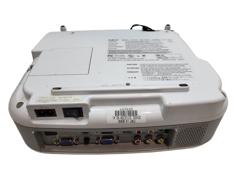 NEC VT670 Multimedia LCD Video Projector 400:1 1024x768 720p  &