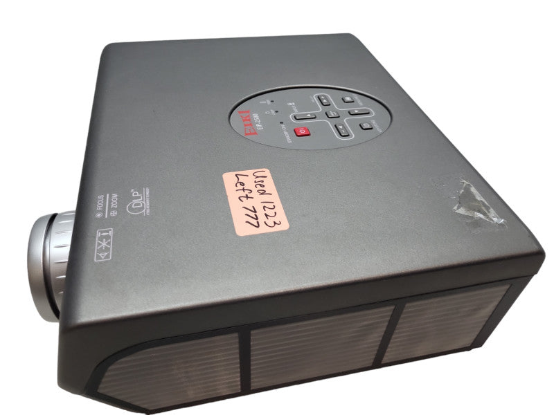 EIKI EIP-2500 Projector XGA 2500 Lumens &