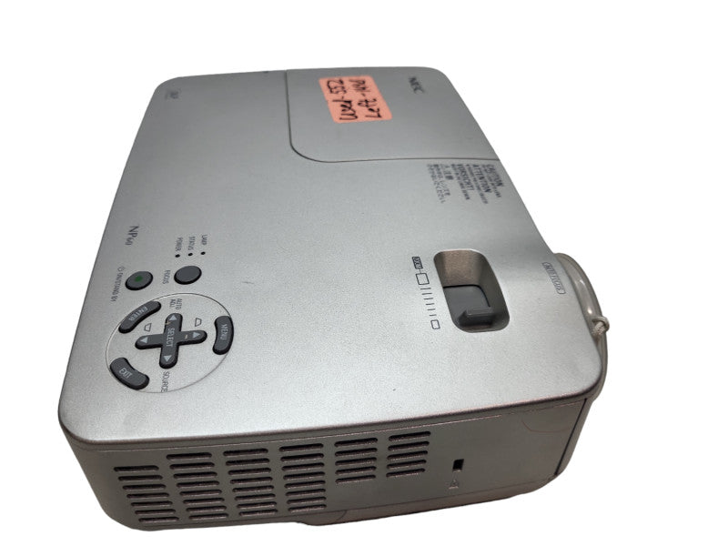 NEC NP60 DLP XGA Table Top Projector 3000 lumens &
