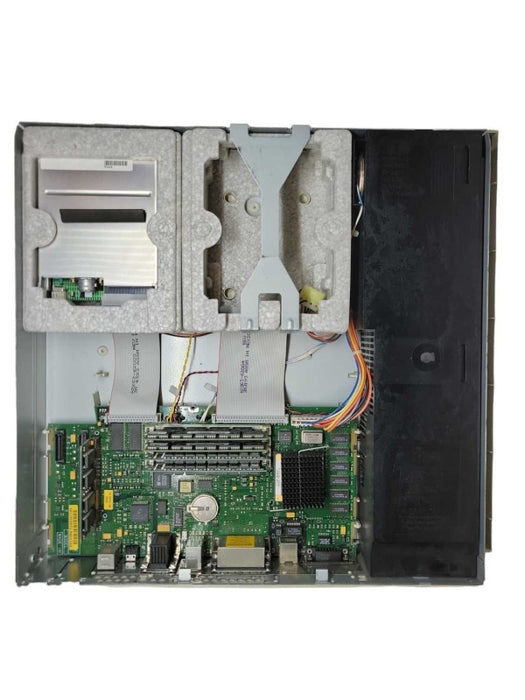 HP 9000 712/60 - 60MHz 96MB RAM | No HDD (Pizza Box Computer) %