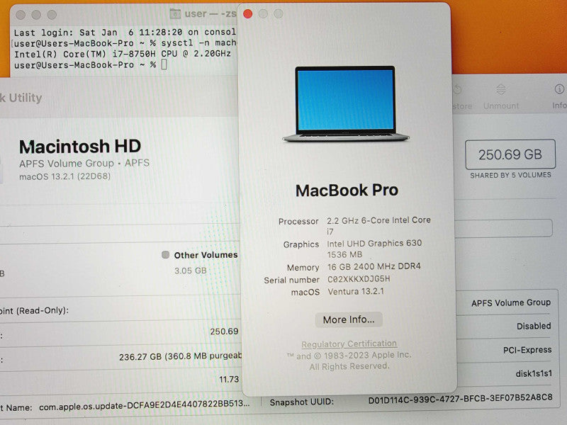 Apple Macbook Pro 2018 15\\" 6-Core i7-8750H @ 2.2GHz 16GB DDR4 250GB SSD Radeon Pro 555X 4GB (