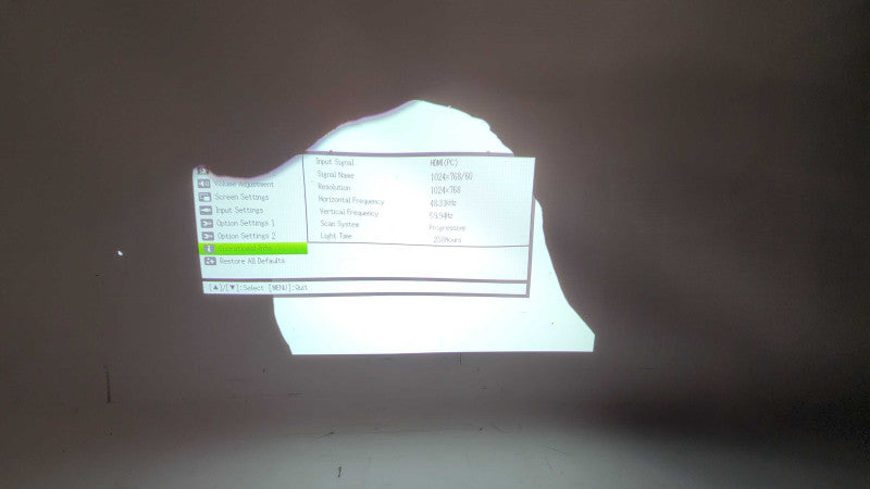 Casio XJ-A140V DLP Projector + Bag + Remote %