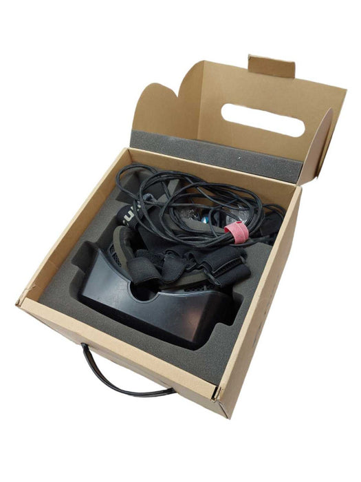 Oculus Development Kit 2 Model: DK2 w-Positional Tracker DK2 =