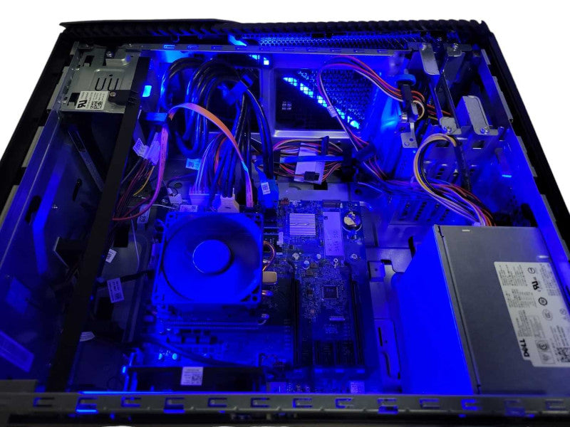 Dell Inspiron Gaming 5675 - AMD Ryzen 7 1700X | 32GB RAM | 256GB SSD %